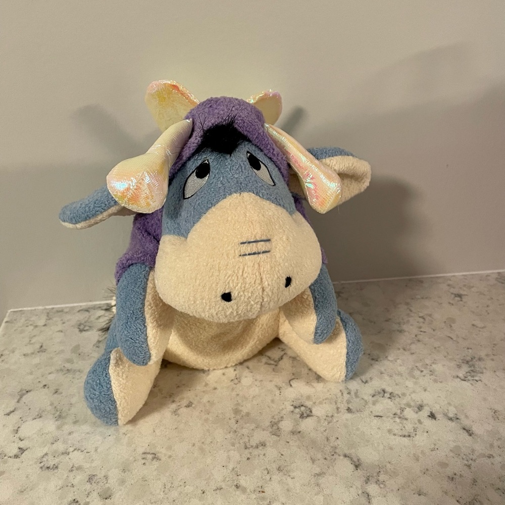 Disney Store Winnie The Pooh HUG A BUG EEYORE 9" Plush Stuffed Animal